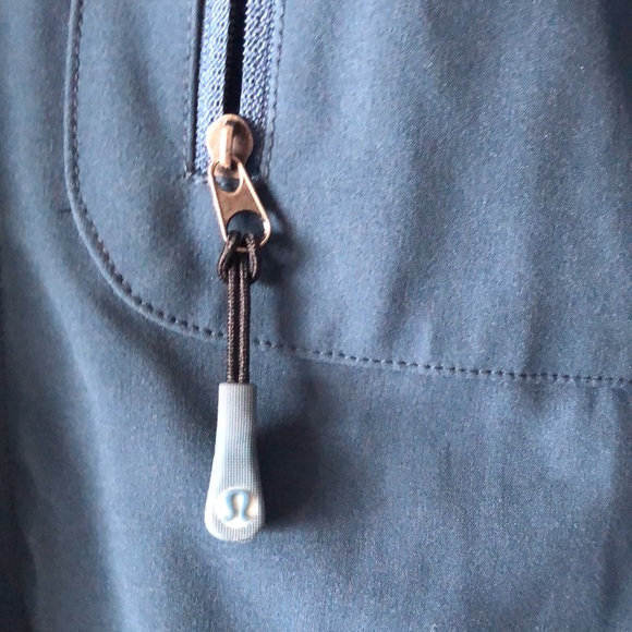 Retro Lululemon jacket - Picture 4 of 8